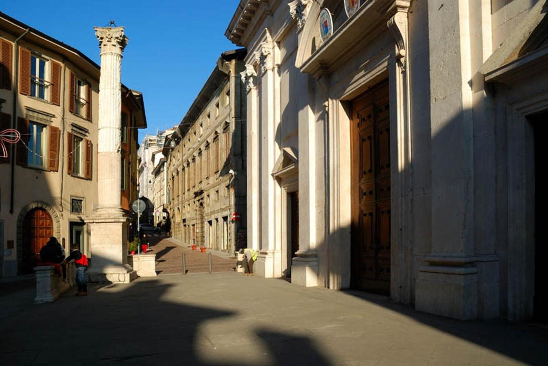 Magic Place Bergamo! Classy Apartment In The Heart Of The City المظهر الخارجي الصورة