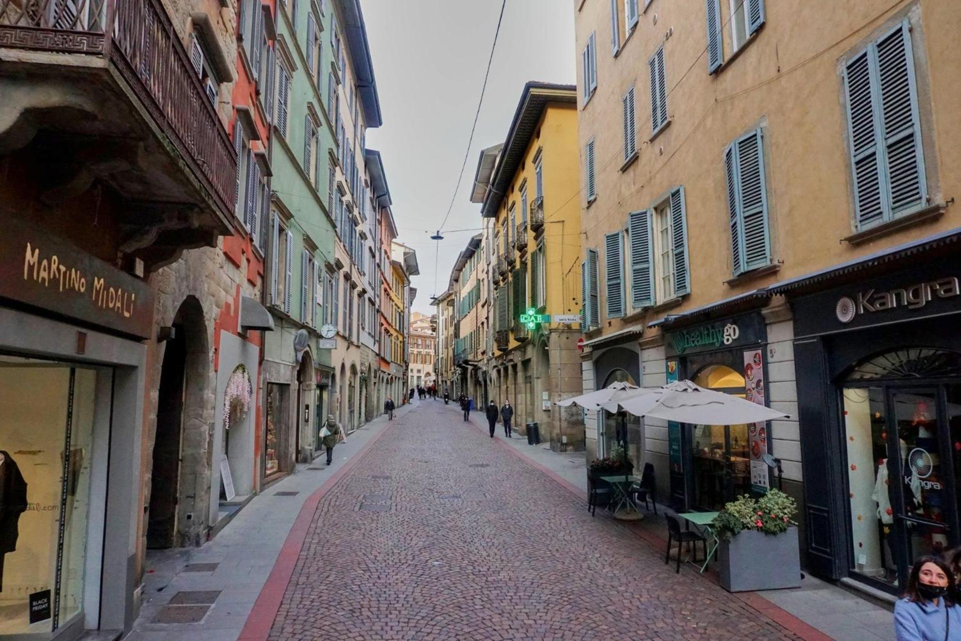 Magic Place Bergamo! Classy Apartment In The Heart Of The City المظهر الخارجي الصورة
