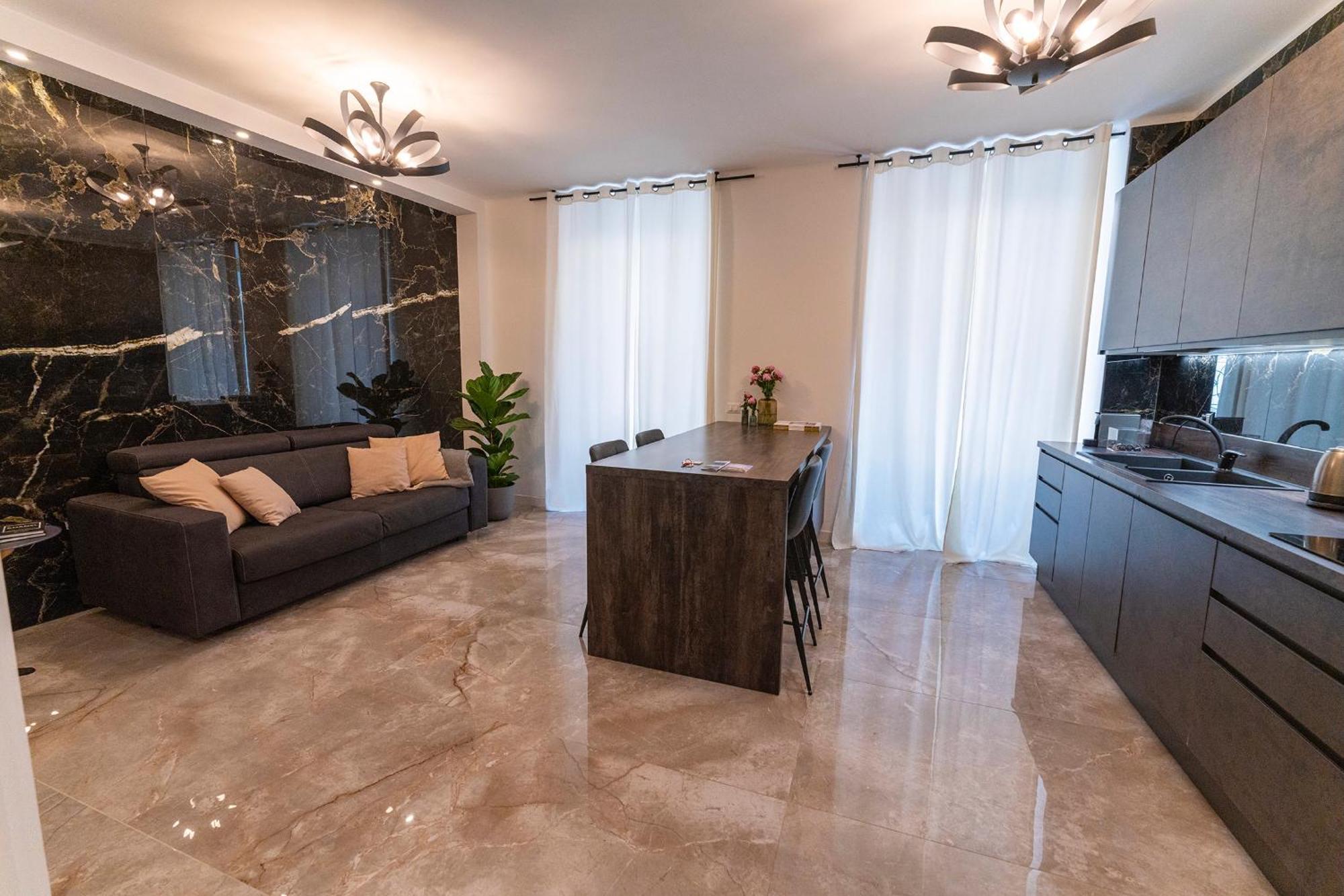 Magic Place Bergamo! Classy Apartment In The Heart Of The City المظهر الخارجي الصورة